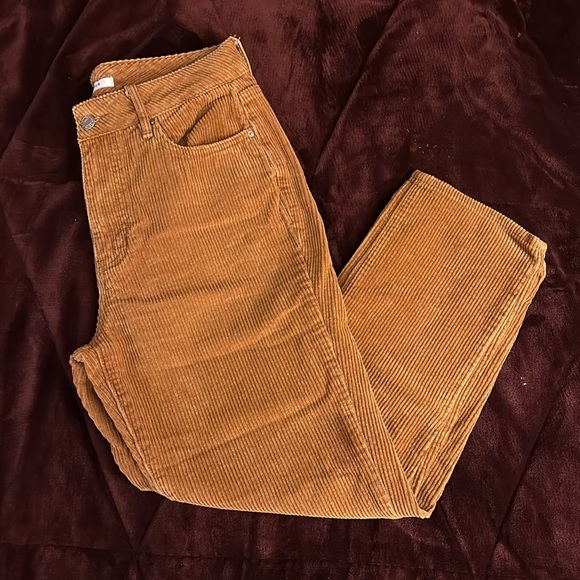 PacSun Corduroy Mom Jean - Picture 2 of 4